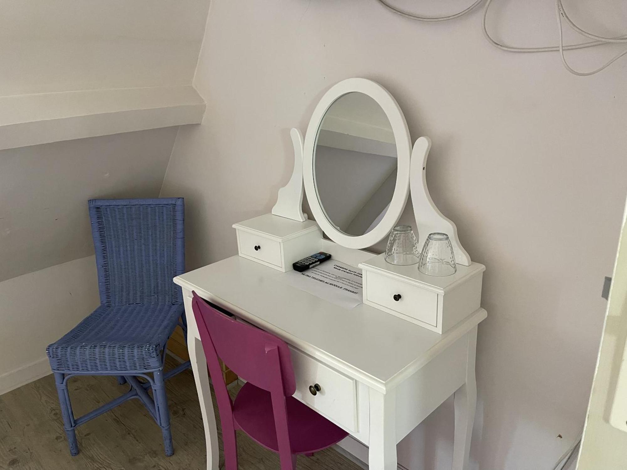 La Colliniere Hotell Sainte-Gemme-Moronval Rom bilde
